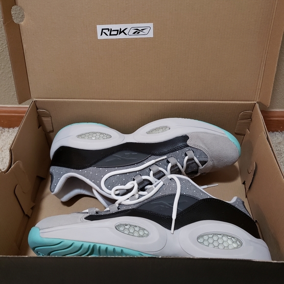 Reebok | Shoes | Reebok Question Low R3 